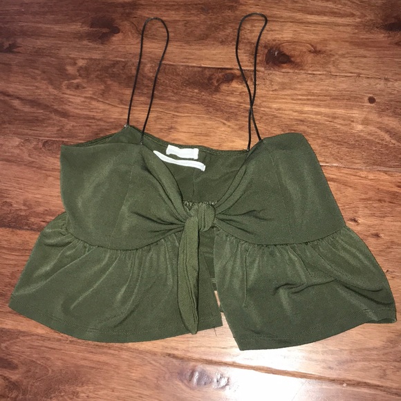 Green tank - Picture 1 of 2